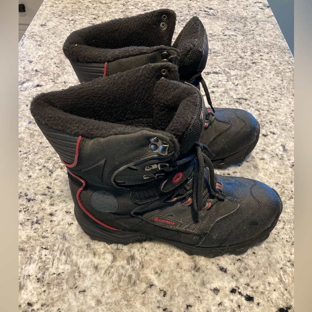 AIRWALK Black Thermolite Women’s Snow Boots